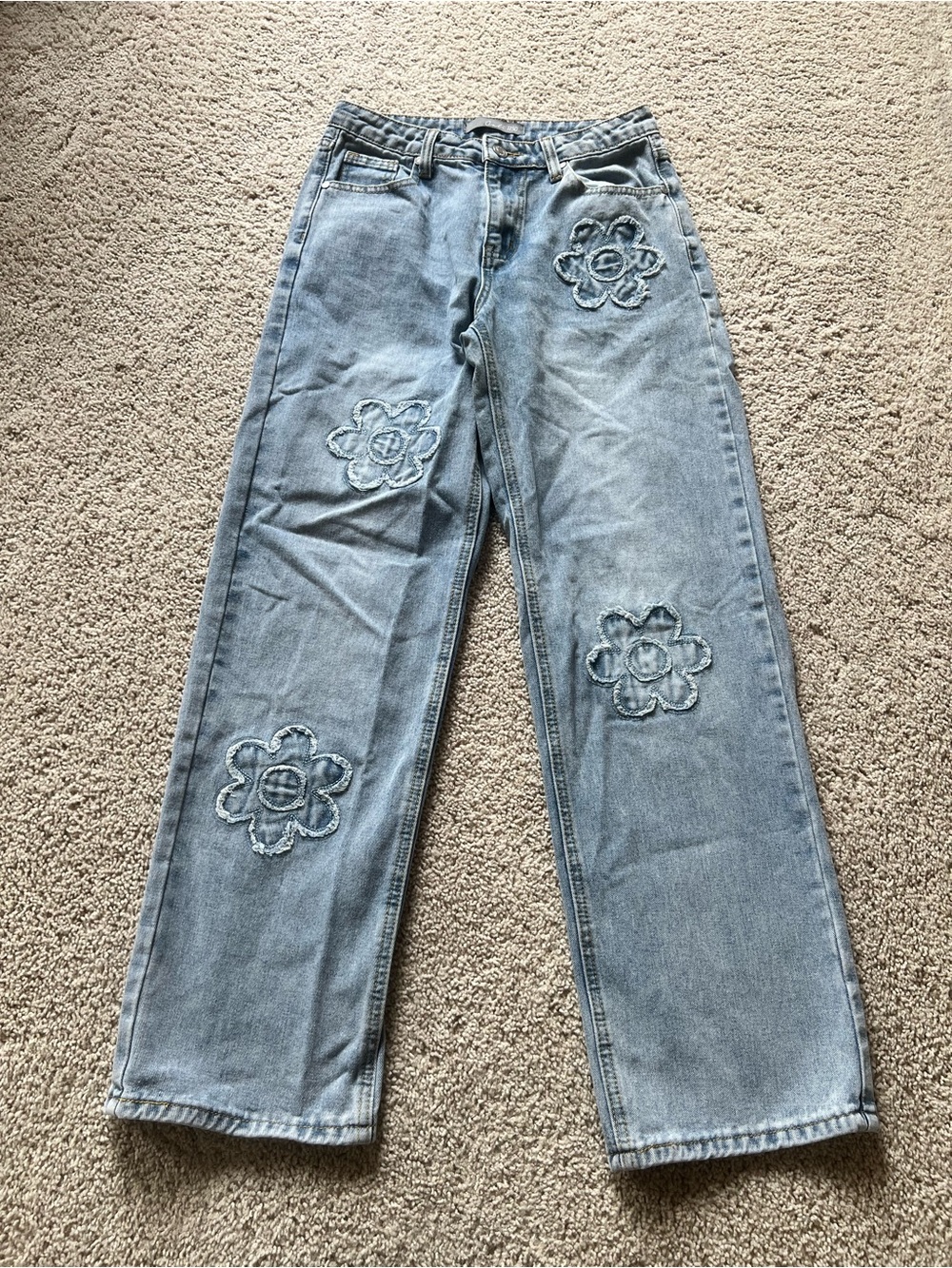 Light Wash Floral Patch Straight-Leg Jeans